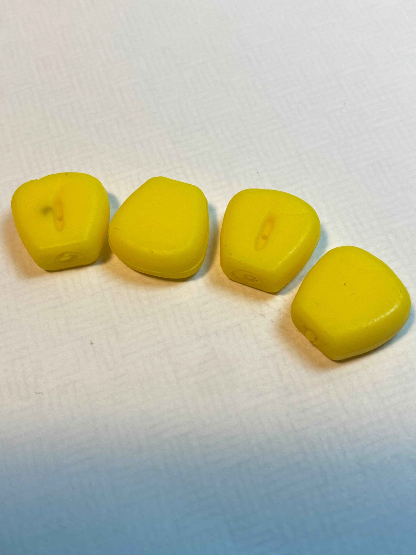 Deception Angling - Pop Up Corn - Yellow, Pink & Red