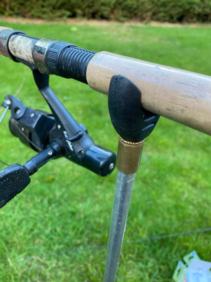 Butt Gripper - Rod Rest - Black- Pack of 3